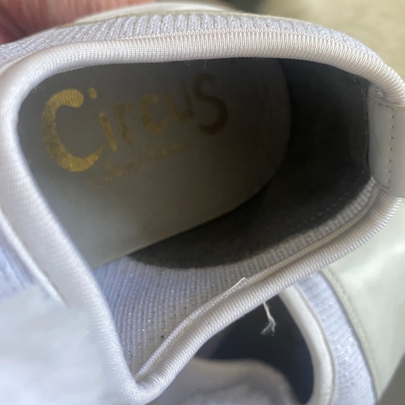 Circus by sam edelman pom pom white sparkle shoes - Picture 4 of 5